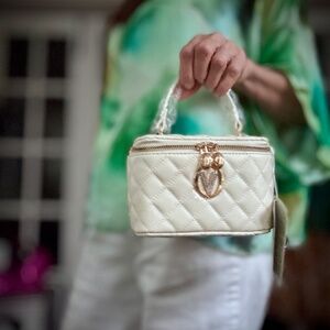 NWT Valentino Orlandi White Quilted Vanity Shoulder Bag w/ detachable strap